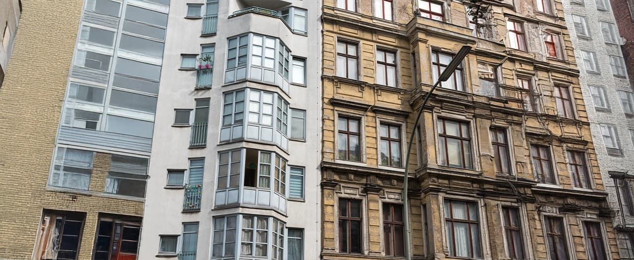 Investing in New Builds vs. Older Properties: Pros and Cons